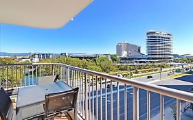 Broadbeach Travel Inn Apartments 3*